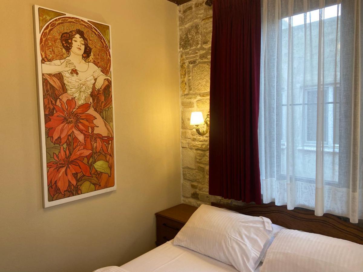 Dionysos 1789 Boutique Hotel Foça Exterior foto