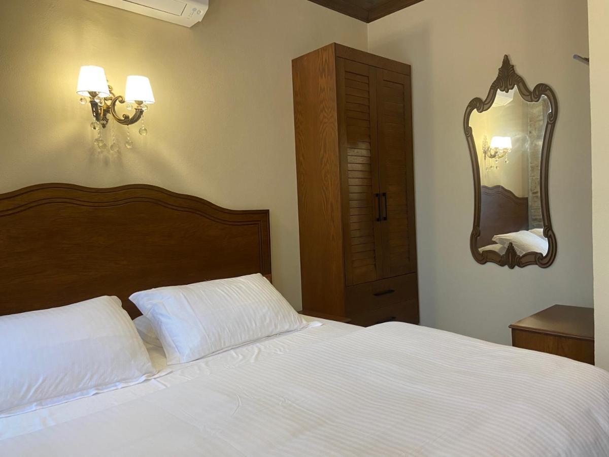 Dionysos 1789 Boutique Hotel Foça Exterior foto
