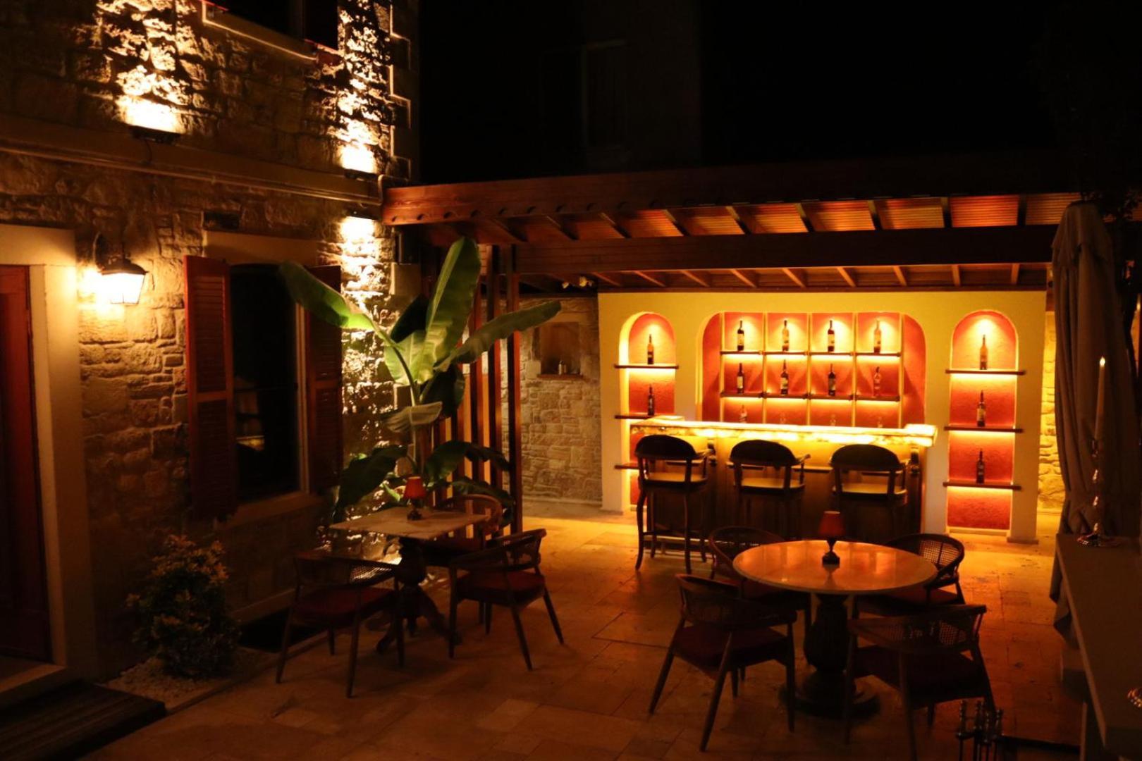 Dionysos 1789 Boutique Hotel Foça Exterior foto